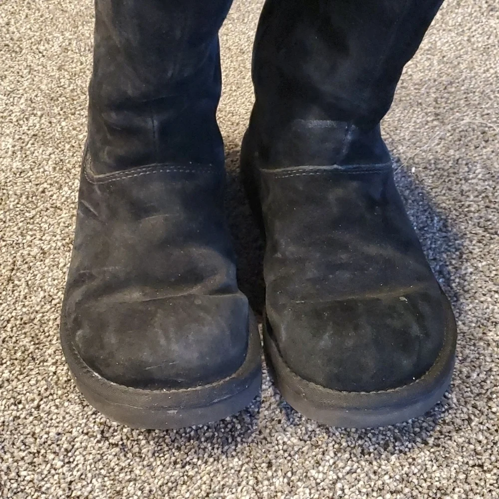 Ugg Boots F3009H size 7 women tall side zipper genuine sheepskin  leather